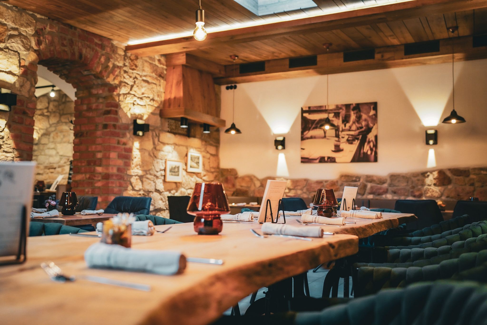 Eingang zum HOFZWANZIG an der Fährstraße 20 in Dresden Laubegast